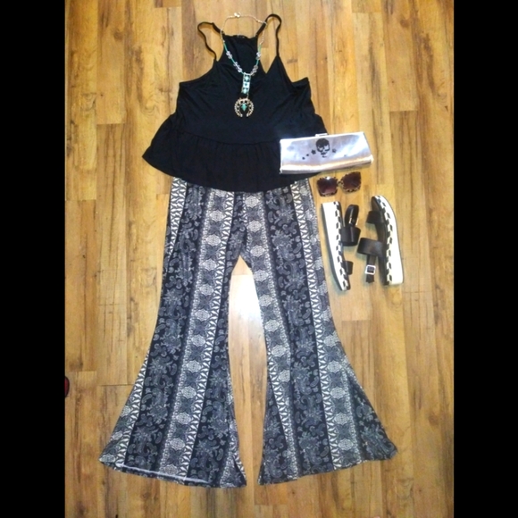 Forever 21 Pants - Forever 21 Flare Pants